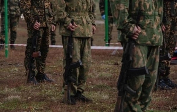 Денег всё меньше: четвёртый регион РФ сокращает выплаты военнослужащим