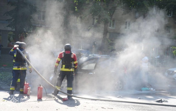 Спасатели завершили работы на местах ударов в Сумах