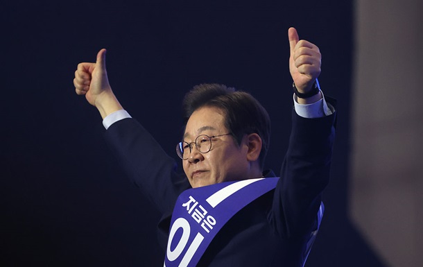 Оппозиционер Ли Чже Мен лидирует на выборах президента Южной Кореи