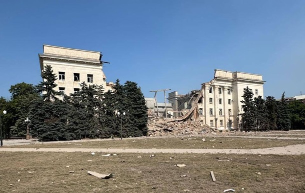 Росіяни знищили будівлю Херсонської ОВА