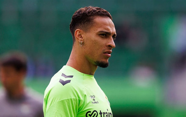 Антони - как вариант для усиления атаки немецкому гранду