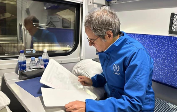 МАГАТЕ повідомила про вибухи поблизу ЗАЕС