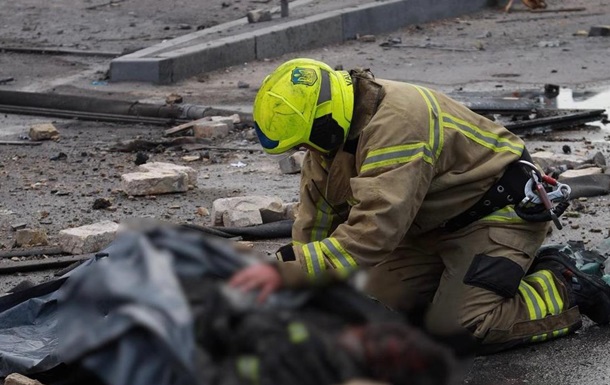 Масований удар РФ: троє загиблих, 40 поранених