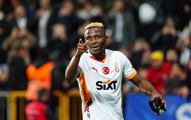 Осімхен відхилив другу мільйонну пропозицію з Саудівської Аравії