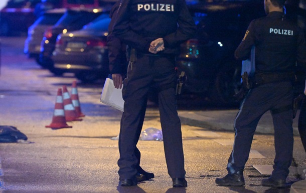 В Мюнхене застрелили женщину, которая нападала с ножом на прохожих