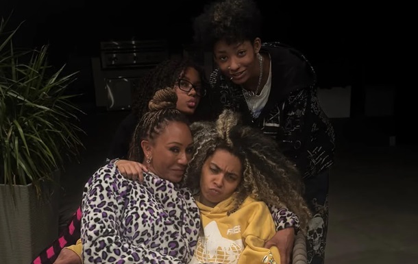 Син Мел Бі та Едді Мерфі зробив камінг-аут як трансгендерний чоловік