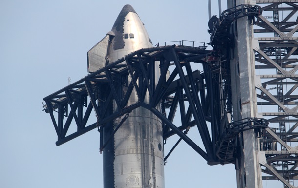 SpaceX запустит Falcon 9 с астронавтами из США, Индии, Польши и Венгрии