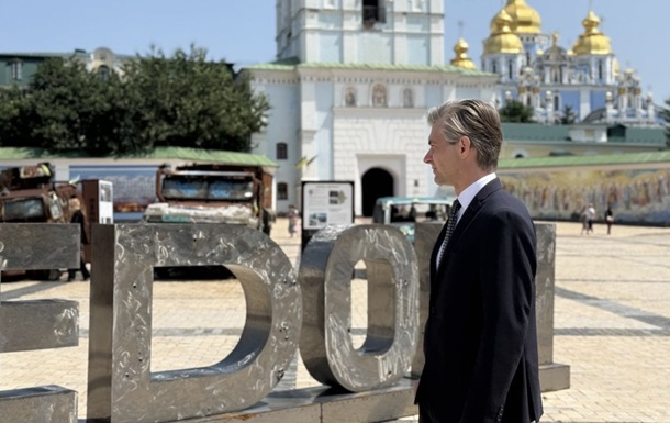 Глава МИД Литвы прибыл с визитом в Киев