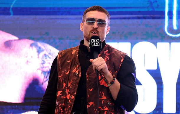 Усик объяснил свое отношение к команде Дюбуа