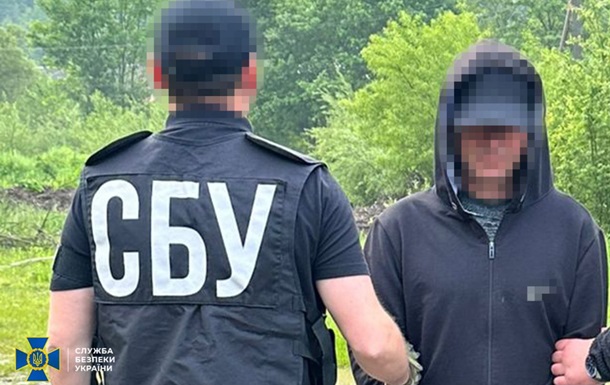 В Україні затримано торговців трофейною зброєю