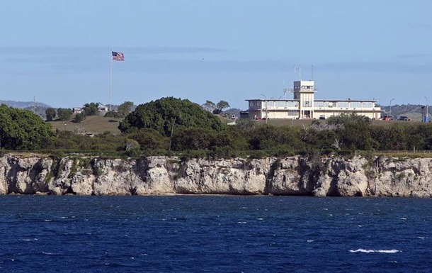 В США планують таємно відправити тисячі мігрантів на базу Гуантанамо - ЗМІ