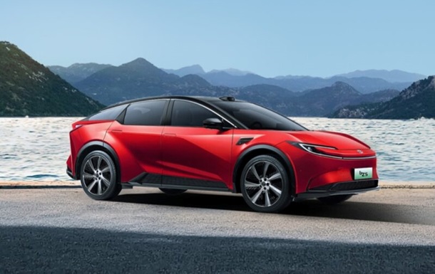 Toyota випустила електричний купе-кросовер bZ5 в Китаї