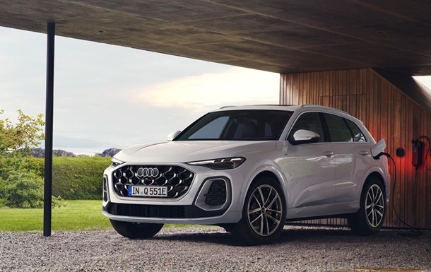 Новий Audi Q5 отримав плагін-гібридні версії
