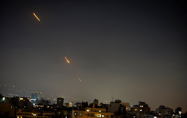 США помогали Израилю сбивать ракеты Ирана - СМИ