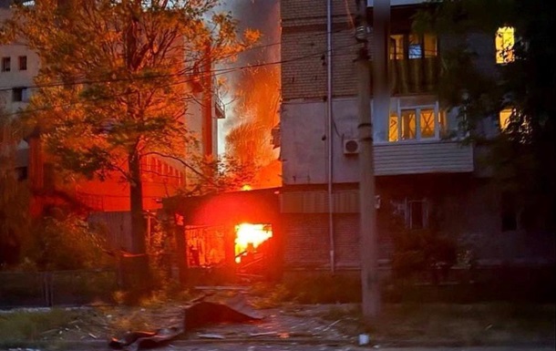 РФ атаковала Запорожье: в городе пожары