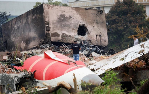 India Today дізнався про брак тяги у літака, що розбився в Індії