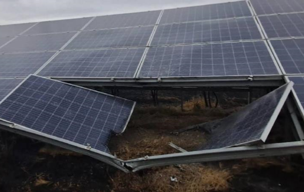 Росіяни обстріляли Нікопольський район, пошкоджене підприємство