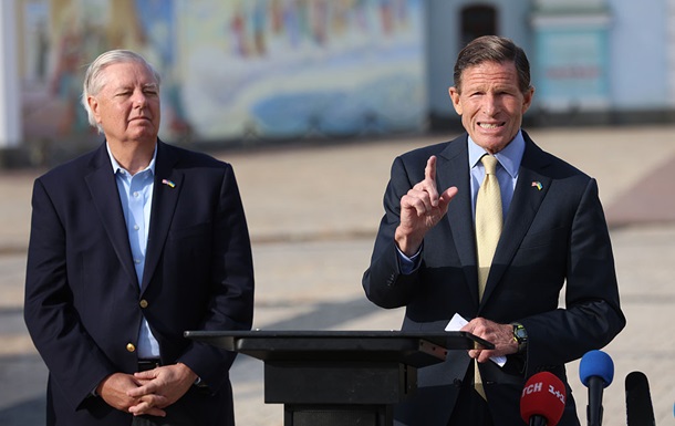 Сенаторы США требуют немедленно усилить санкции против России