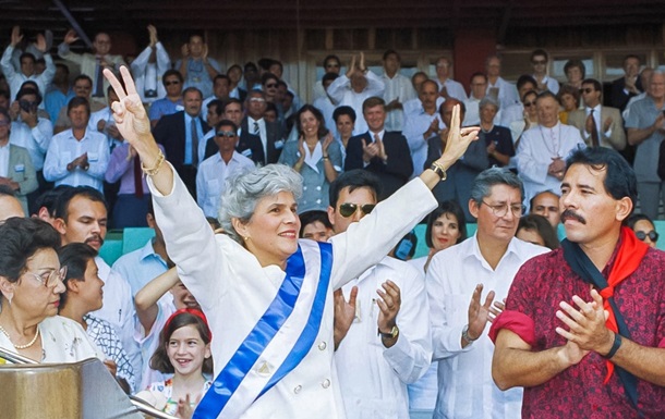 В Коста-Рике умерла первая женщина-президент Никарагуа