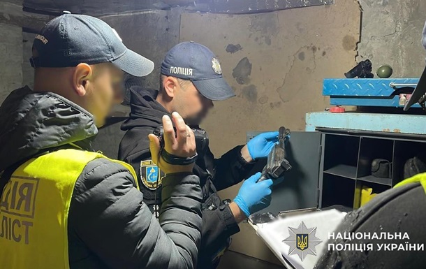 Изъятие оружия: обыски прошли по всей Украине