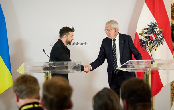 Зеленський закликав Австрію допомогти з розшуком олігархів