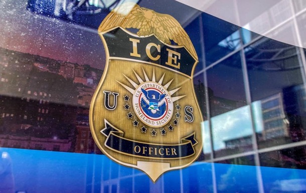 США планируют выдворить 24 украинцев - посольство