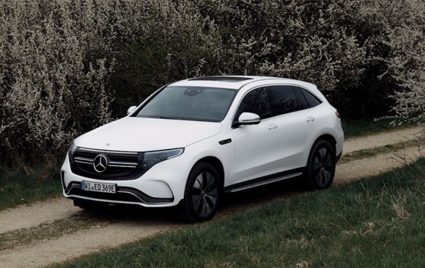 Mercedes отзывает электромобили из-за риска возгорания батареи