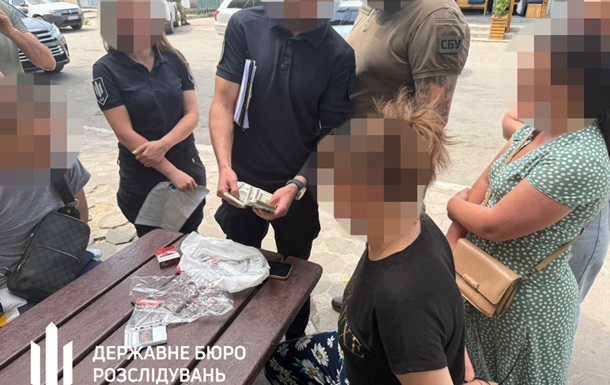 На Одещині правоохоронець разом із матір’ю переправляв ухилянтів за кордон