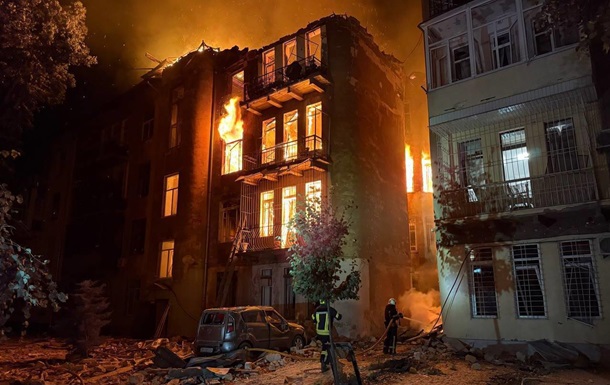 Зеленский отреагировал на ночную атаку  шахедов 