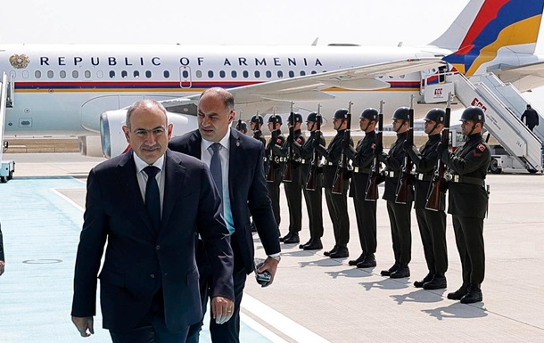 Премʼєр Вірменії прибув з історичним візитом до Туреччини