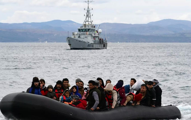 Біля берегів Греції врятували понад 600 мігрантів