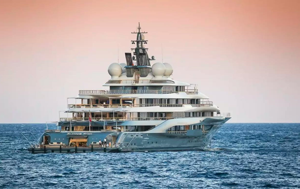 Російський мільярдер продав яхту вартістю $450 млн принцу з ОАЕ - ЗМІ