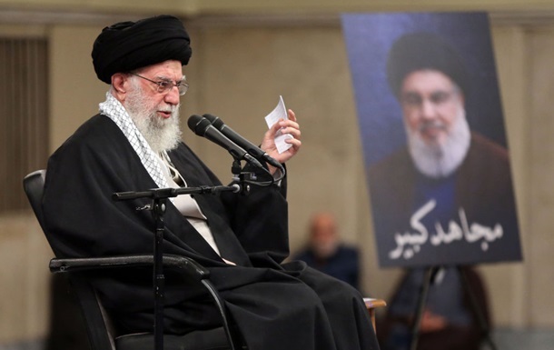 Аятола Хаменеї у бункері обрав своїх наступників - ЗМІ