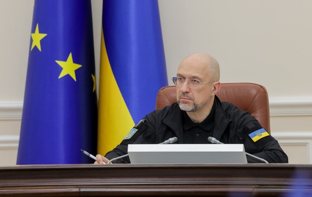 На счетах бригад остается до 20 млрд на нужды фронта - Шмыгаль