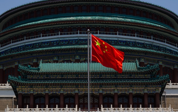 В Китае топ-чиновника приговорили к смертной казни за взятки