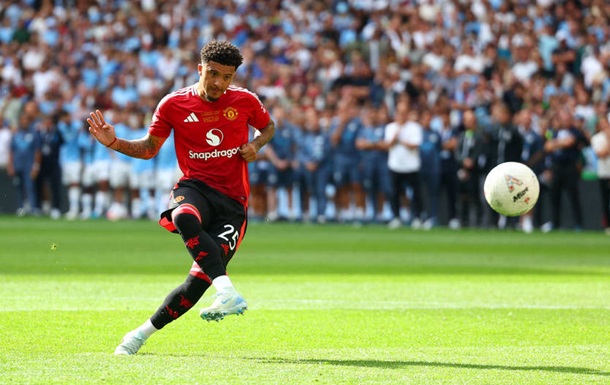 Турецький гранд близький до підписання контракту із  зайвою  зіркою МЮ