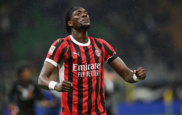 Бешикташ цікавиться конкурентом Довбика, який був в оренді Мілана