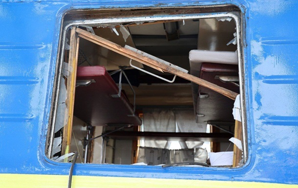 УЗ объяснила, почему не останавливает поезда во время атак