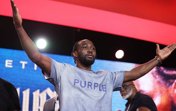 Кроуфорд упевнений у перемозі над Альваресом