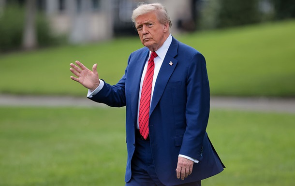 Трамп прибув у Гаагу на саміт НАТО