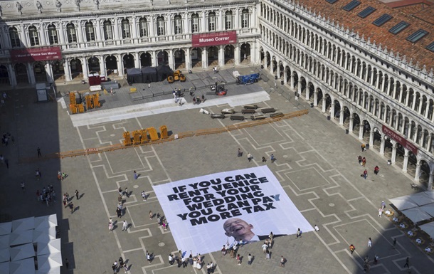 Мешканці Венеції протестують проти розкішного весілля Безоса