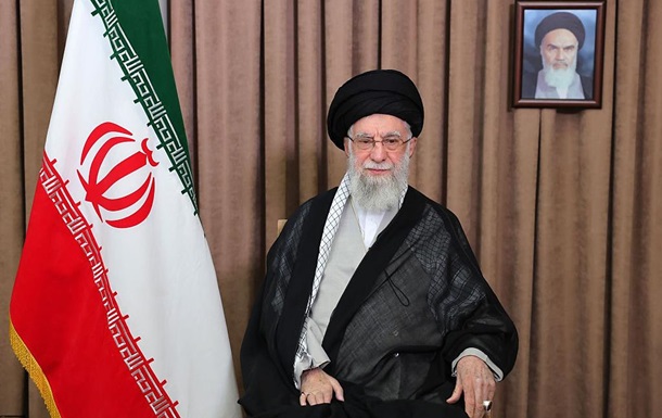 Хаменеи заявил о  победе  над Израилем и США