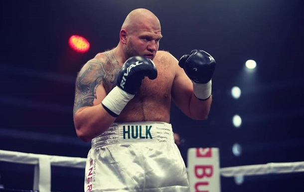 Поразка з наслідками: український боксер переніс операцію