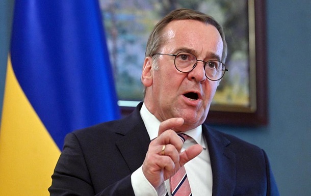 В Германии  потеряли  €900 млн на оружие Украине