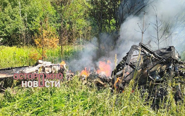 У Підмосков ї розбився легкомоторний літак