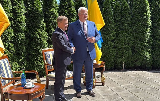 Глава МИД Германии назвал приоритетом защиту Украины