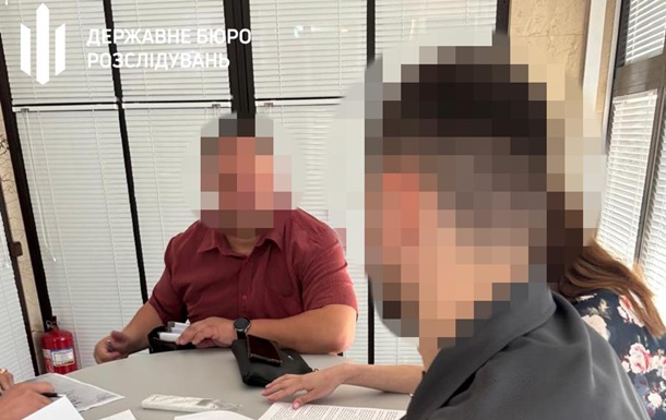 В Запорожье правоохранитель присваивал квартиры умерших