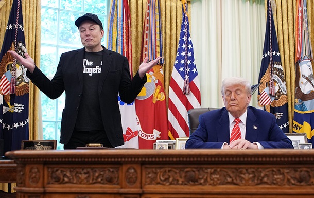 Трамп задумался над депортацией Маска