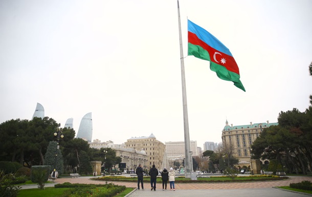 Поддержка от Украины. Баку и РФ углубляют конфликт