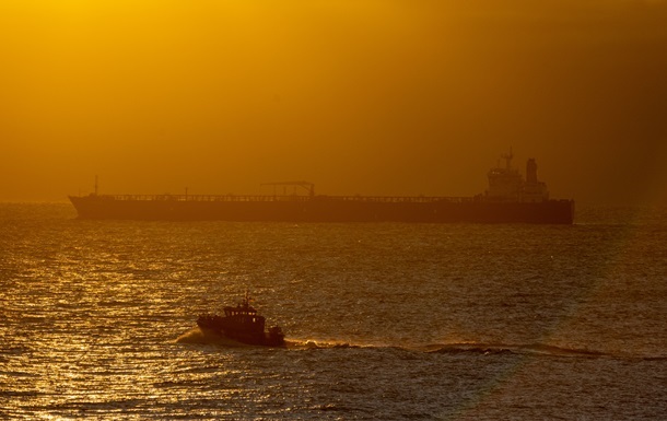 Борьба с  теневым флотом  РФ: Германия ужесточает требования к танкерам